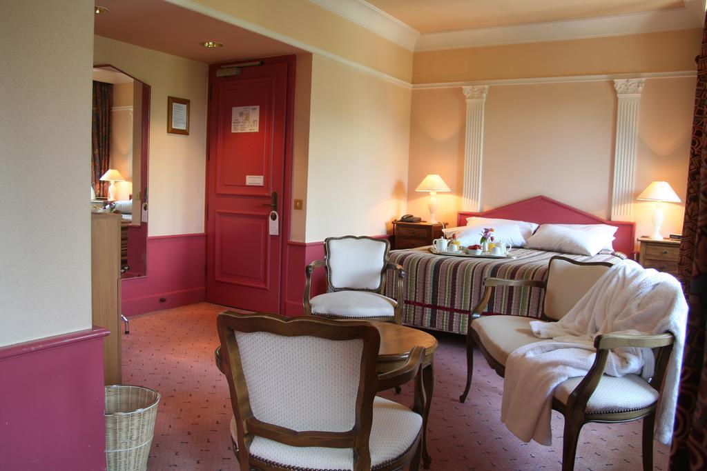 Le Cedre De Soyons Hotel Room photo