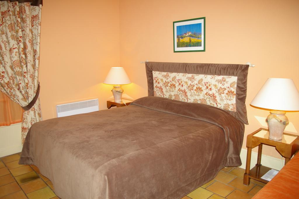 Le Cedre De Soyons Hotel Room photo